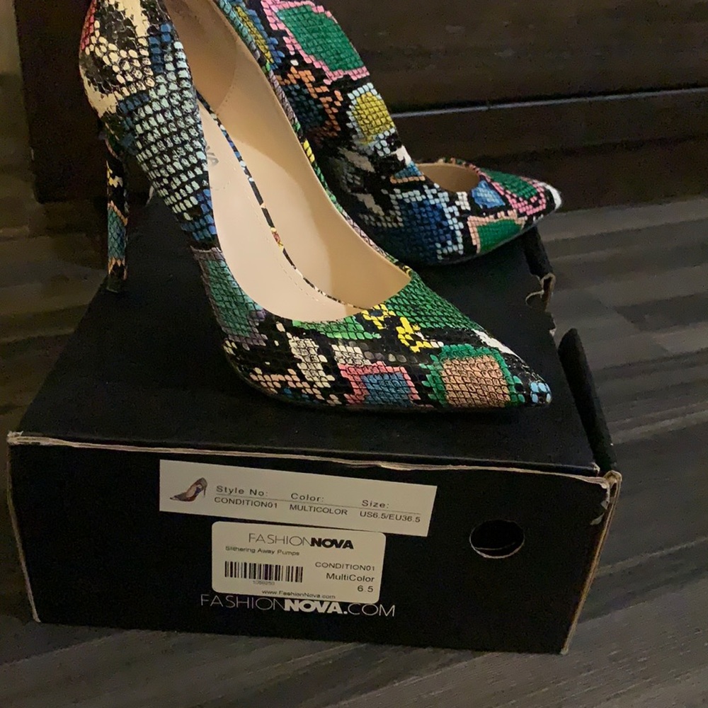 Fashion Nova Heels Multicolor